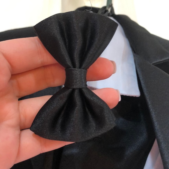 Baby’s Tuxedo - Picture 4 of 4